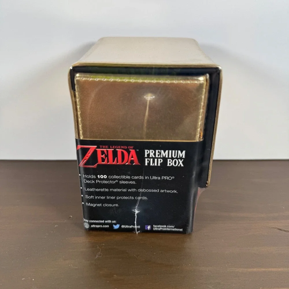 Ultra Pro The Legend of Zelda Gold Tri-Force Premium Flip Box Deck Rare Sealed